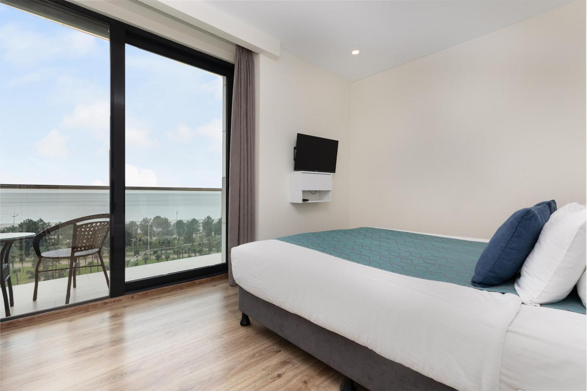 Bellevue Residence Suites Batumi Luaran gambar